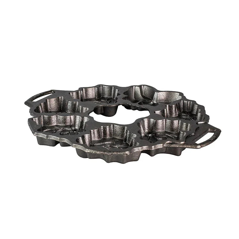 Seasoned Cast Iron Holiday Wreath Pan